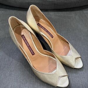 Jean-Michel Cazabat Gold Leather Peep Toe Heels — Women’s Size 37 (US 6.5-7) EUC